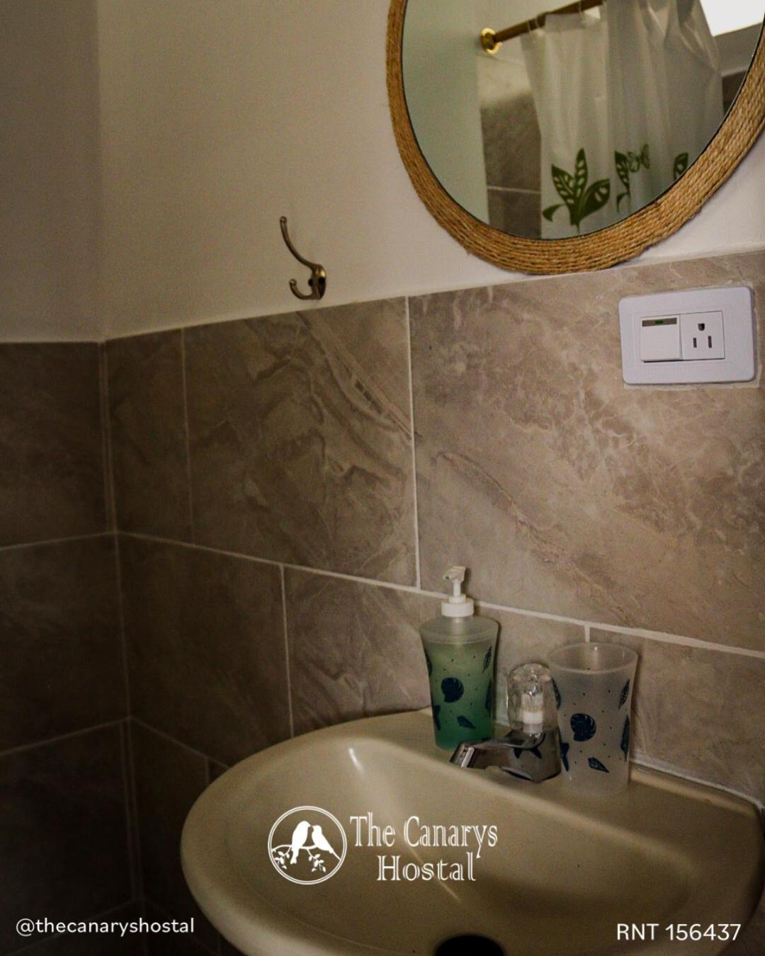 The Canarys Hostal ซานตาโรซา เดกาบัล ภายนอก รูปภาพ